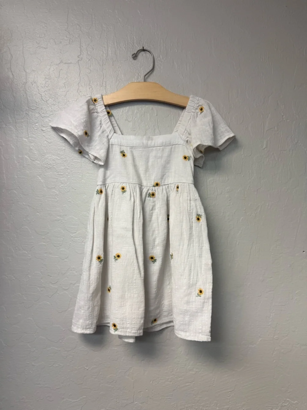$26 ADD ON Ghanda White Square Neck Dress Sunflower 3-4Y Janie and Jack Zara